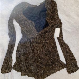 Gold romper (10/25$)